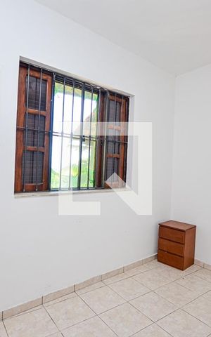 Casa à venda com 270m², 5 quartos e 4 vagas Casa à venda com 270m², 5 quartos e 4 vagasQuarto 1