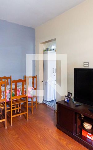 Casa para alugar com 100m², 2 quartos e sem vaga Casa para alugar com 100m², 2 quartos e sem vagaSala