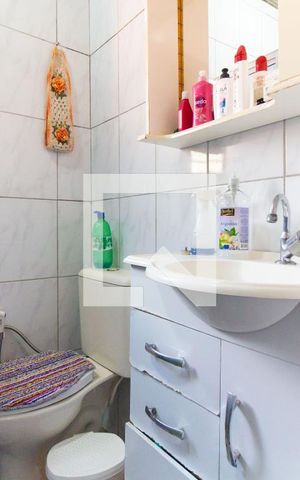 Casa para alugar com 100m², 2 quartos e sem vaga Casa para alugar com 100m², 2 quartos e sem vagaBanheiro