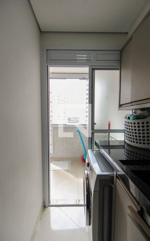 Apartamento à venda com 65m², 2 quartos e 1 vaga Apartamento à venda com 65m², 2 quartos e 1 vagaÁrea de Serviço