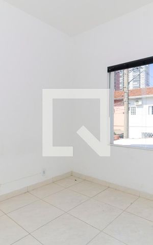 Casa à venda com 130m², 1 quarto e 2 vagas Casa à venda com 130m², 1 quarto e 2 vagasQuarto 1