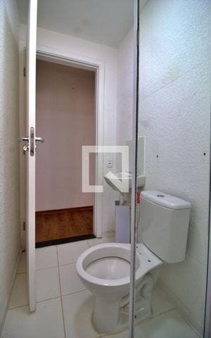 Apartamento para alugar com 44m², 2 quartos e sem vaga Apartamento para alugar com 44m², 2 quartos e sem vagaBanheiro