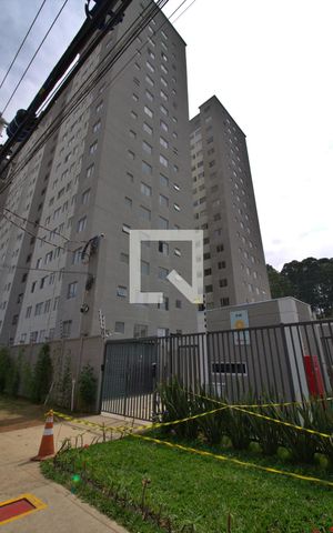 Apartamento para alugar com 44m², 2 quartos e sem vaga Apartamento para alugar com 44m², 2 quartos e sem vagaFachada