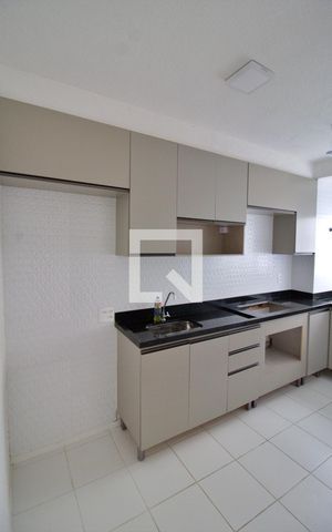 Apartamento para alugar com 44m², 2 quartos e sem vaga Apartamento para alugar com 44m², 2 quartos e sem vagaCozinha e Área de Serviço