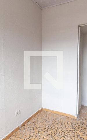 Casa à venda com 140m², 4 quartos e 2 vagas Casa à venda com 140m², 4 quartos e 2 vagasQuarto 3 (casa 1)
