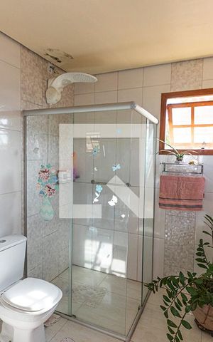 Casa à venda com 260m², 3 quartos e 3 vagasBanheiro da Suíte