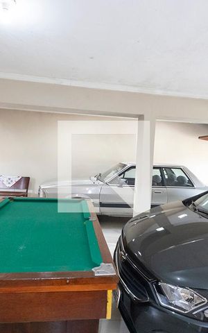 Casa à venda com 260m², 3 quartos e 3 vagasGaragem