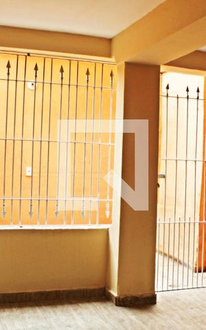 Casa à venda com 350m², 3 quartos e 2 vagasÁrea de Serviço