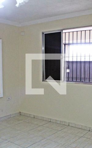 Casa à venda com 350m², 3 quartos e 2 vagasSala