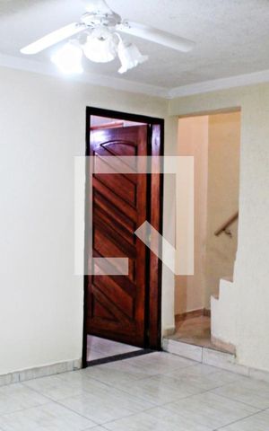Casa à venda com 350m², 3 quartos e 2 vagasSala