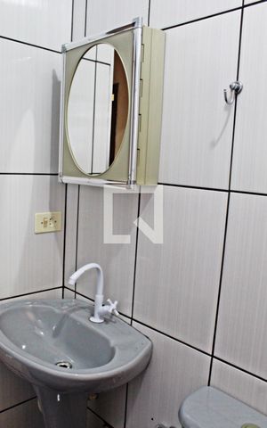 Casa à venda com 350m², 3 quartos e 2 vagasBanheiro 2