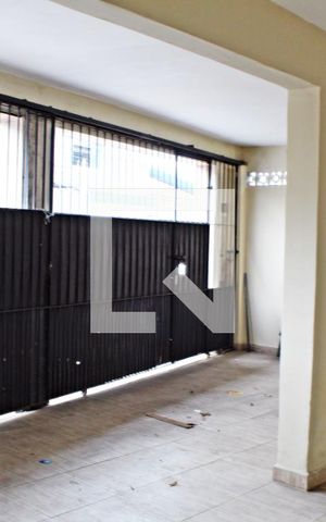 Casa à venda com 350m², 3 quartos e 2 vagasGaragem