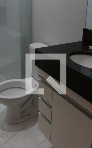 Apartamento para alugar com 56m², 2 quartos e sem vagaBanheiro