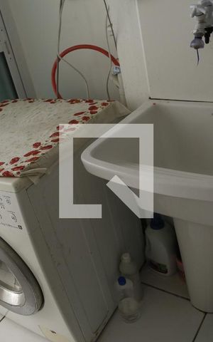 Apartamento à venda com 95m², 2 quartos e 1 vagaÁrea de Serviço