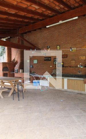 Casa à venda com 386m², 4 quartos e 4 vagasÁrea comum - Churrasqueira