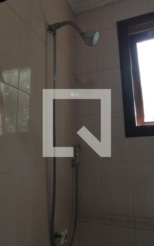 Casa à venda com 386m², 4 quartos e 4 vagasChuveiro