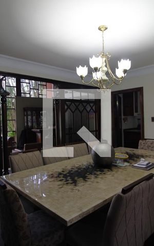 Casa à venda com 386m², 4 quartos e 4 vagasSala 2