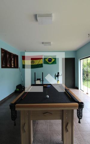 Casa à venda com 386m², 4 quartos e 4 vagasEspaço de jogos e ginastica