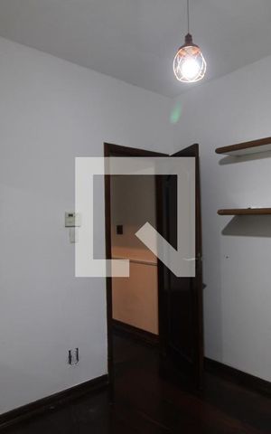 Casa à venda com 386m², 4 quartos e 4 vagasEscritório