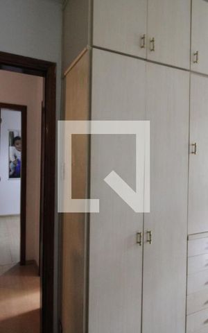 Casa à venda com 386m², 4 quartos e 4 vagasQuarto 2