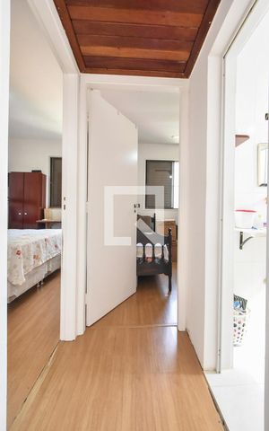 Apartamento à venda com 75m², 2 quartos e 1 vagaCorredor