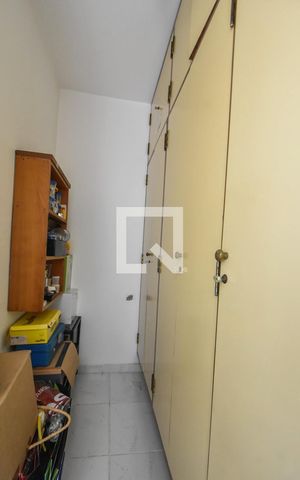Apartamento à venda com 75m², 2 quartos e 1 vagaQuarto de Serviços