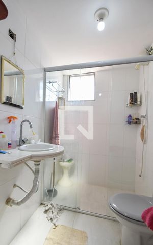 Apartamento à venda com 75m², 2 quartos e 1 vagaBanheiro 01