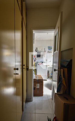 Apartamento à venda com 75m², 2 quartos e 1 vagaQuarto de Serviços
