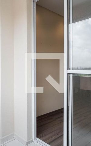 Apartamento à venda com 50m², 2 quartos e sem vaga Apartamento à venda com 50m², 2 quartos e sem vagaVaranda