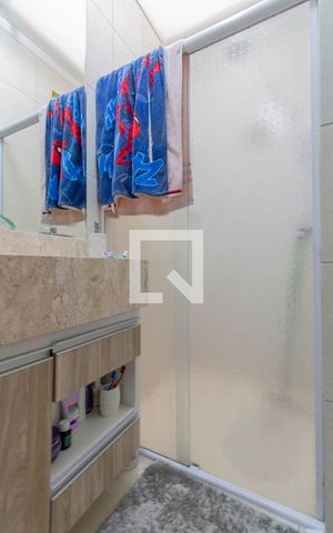 Casa de condomínio à venda com 68m², 2 quartos e 1 vaga Casa de condomínio à venda com 68m², 2 quartos e 1 vagaBanheiro