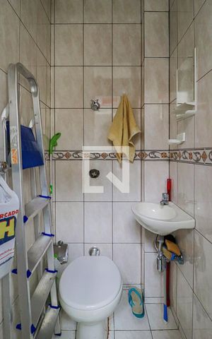 Apartamento à venda com 170m², 4 quartos e 2 vagasBanheiro de Serviço