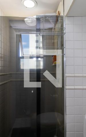 Apartamento à venda com 63m², 1 quarto e 2 vagas Apartamento à venda com 63m², 1 quarto e 2 vagasBanheiro da Suíte