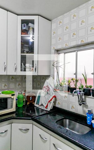 Apartamento à venda com 84m², 2 quartos e sem vaga Apartamento à venda com 84m², 2 quartos e sem vagaCozinha