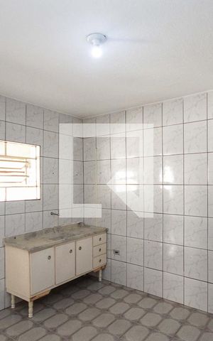 Casa para alugar com 50m², 1 quarto e sem vaga Casa para alugar com 50m², 1 quarto e sem vagaCozinha
