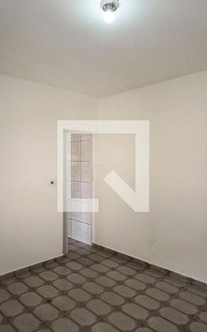 Casa para alugar com 50m², 1 quarto e sem vaga Casa para alugar com 50m², 1 quarto e sem vagaQuarto