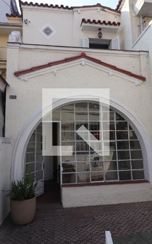 Casa à venda com 112m², 2 quartos e 1 vagaGaragem