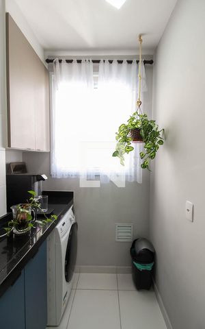 Apartamento à venda com 39m², 2 quartos e sem vaga Apartamento à venda com 39m², 2 quartos e sem vagaÁrea de Serviço