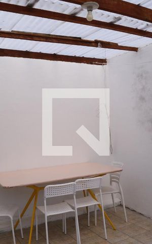 Casa à venda com 320m², 4 quartos e 2 vagasVaranda