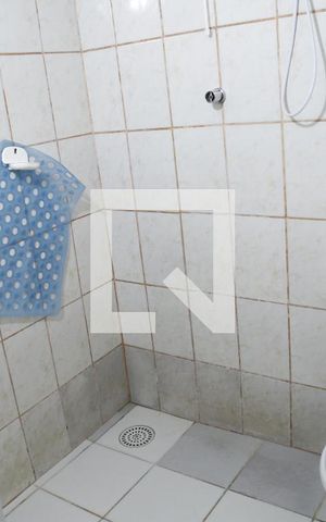 Casa à venda com 320m², 4 quartos e 2 vagasBanheiro