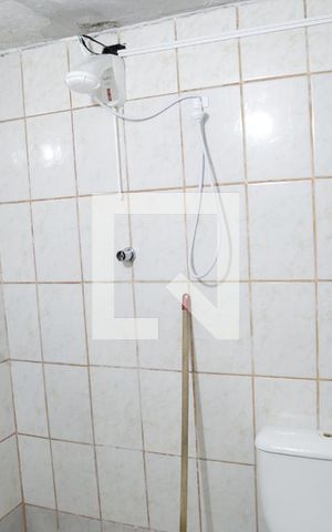 Casa à venda com 320m², 4 quartos e 2 vagasBanheiro