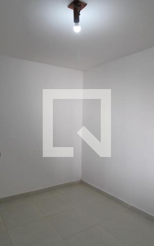 Casa para alugar com 72m², 2 quartos e 2 vagasQuarto 2
