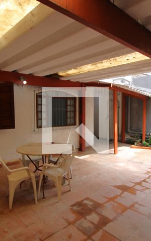 Casa para alugar com 72m², 2 quartos e 2 vagasGaragem