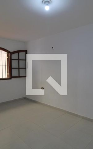 Casa para alugar com 72m², 2 quartos e 2 vagasQuarto 1