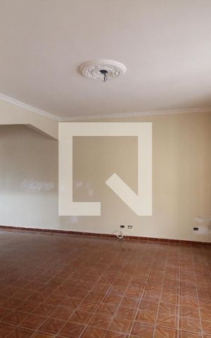 Casa à venda com 170m², 3 quartos e 1 vagaSala