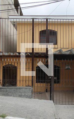 Casa à venda com 170m², 3 quartos e 1 vagaFachada