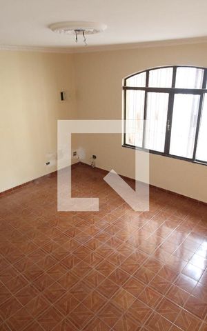 Casa à venda com 170m², 3 quartos e 1 vagaSala