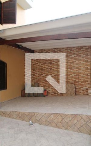 Casa à venda com 170m², 3 quartos e 1 vagaGaragem