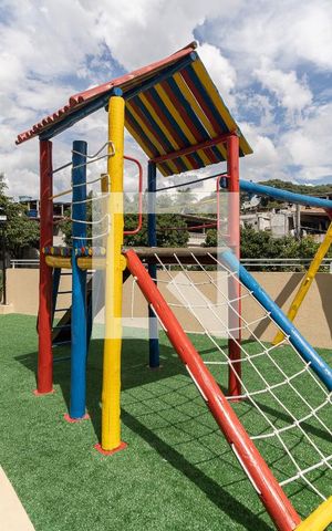 Apartamento à venda com 60m², 3 quartos e sem vaga Apartamento à venda com 60m², 3 quartos e sem vagaPlayground