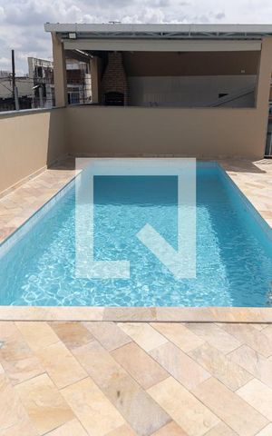 Apartamento à venda com 60m², 3 quartos e sem vaga Apartamento à venda com 60m², 3 quartos e sem vagaPiscina