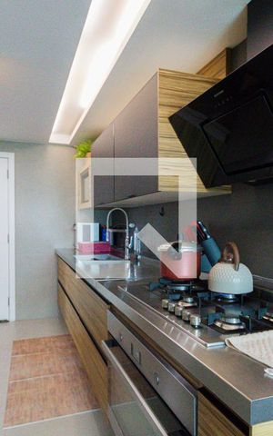 Apartamento à venda com 155m², 4 quartos e 2 vagas Apartamento à venda com 155m², 4 quartos e 2 vagasCozinha